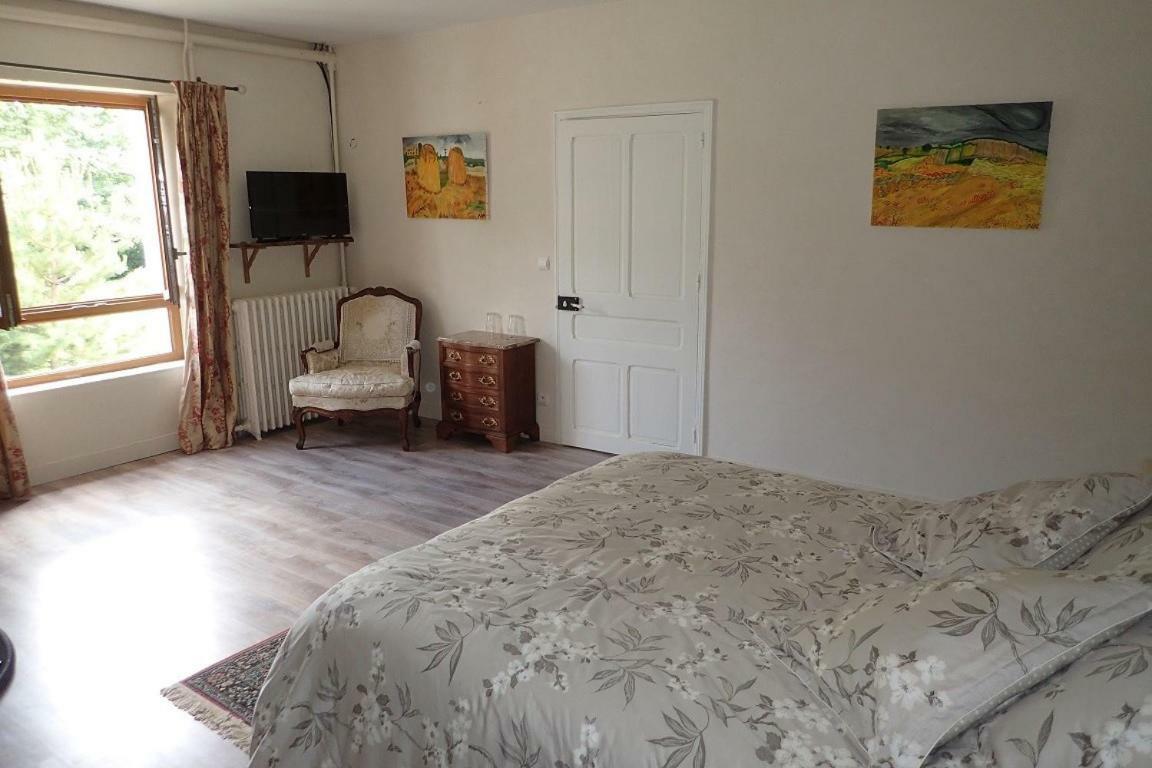 アンビユー Domaine Du Moulin Neuf Bed & Breakfast エクステリア 写真